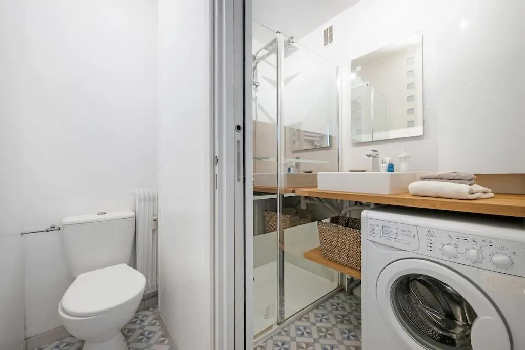 Les Miradors - Calme - Vue Mer - Piscine - Parking Prive Menton Daire