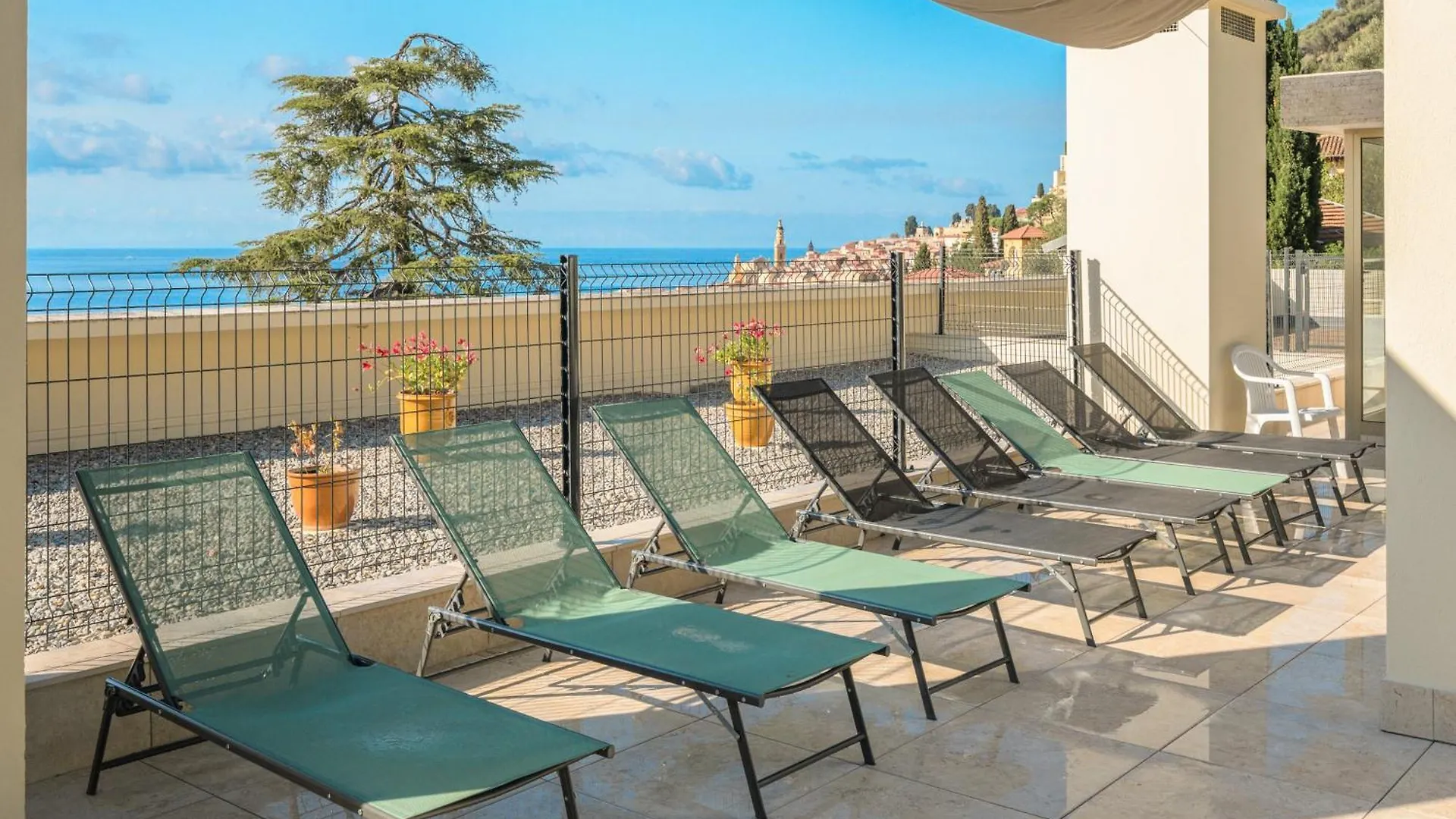 Daire Les Miradors - Calme - Vue Mer - Piscine - Parking Prive Menton